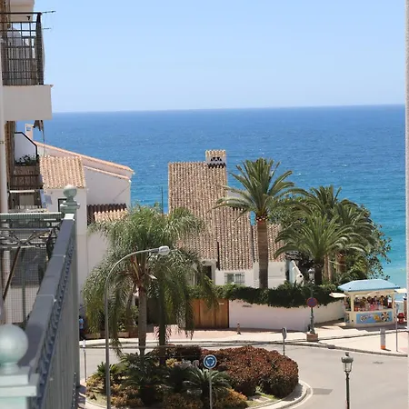 Latin Aparthotel Nerja