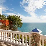 Lägenhetshotell Latin Nerja